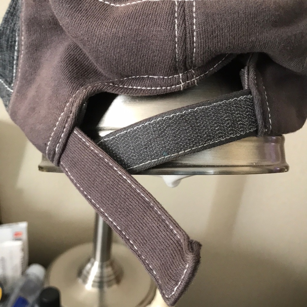 Hat - Picture 4 of 5